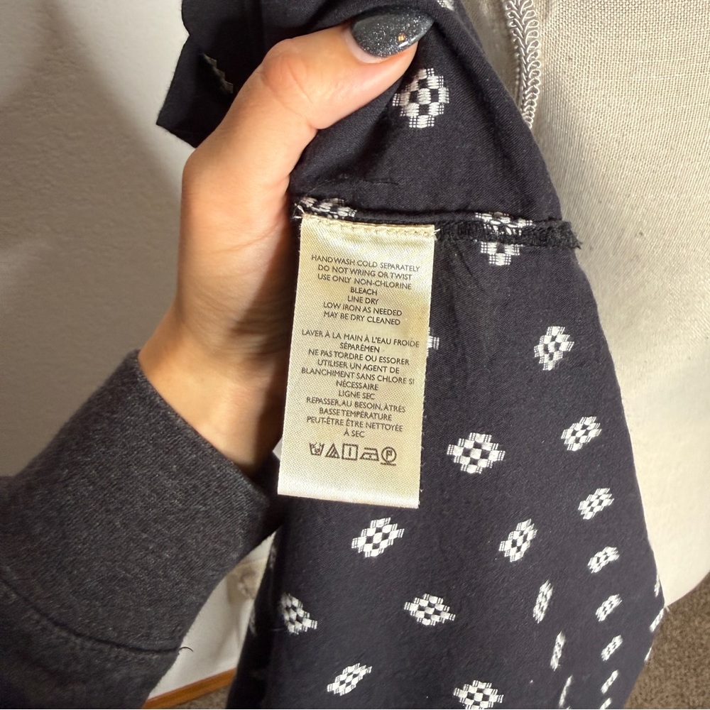Pilcro Tavi Embroidered Button Down Blouse Black Cotton Frayed Trim XL - Picture 8 of 9